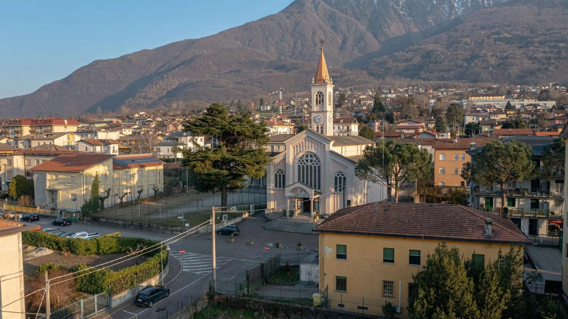 Appartamento Baia Di Piona Колико Италия