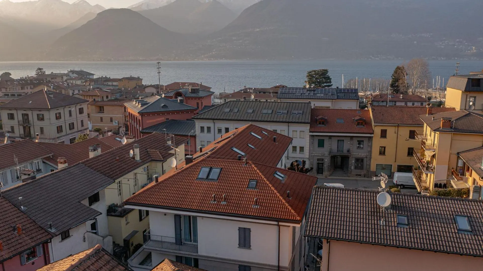 Appartamento Baia Di Piona Колико 0*,  Италия
